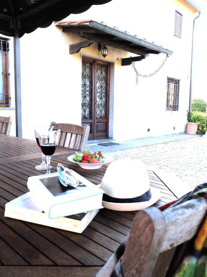 La Cheta Villa Monsagrati Buitenkant foto