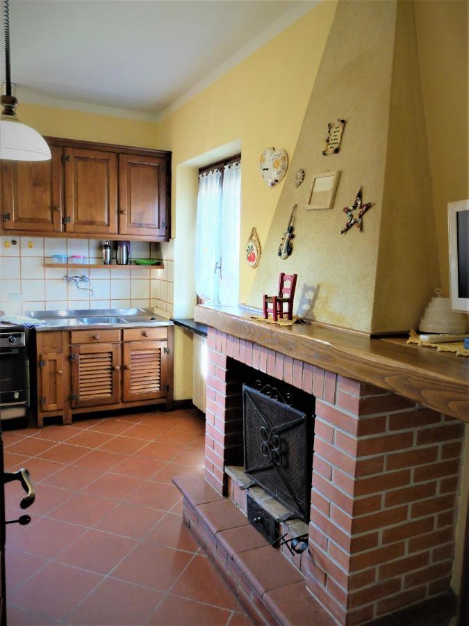 La Cheta Villa Monsagrati Buitenkant foto