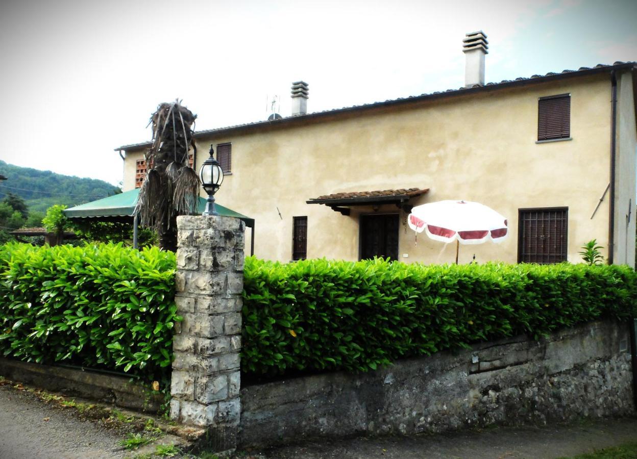 La Cheta Villa Monsagrati Buitenkant foto