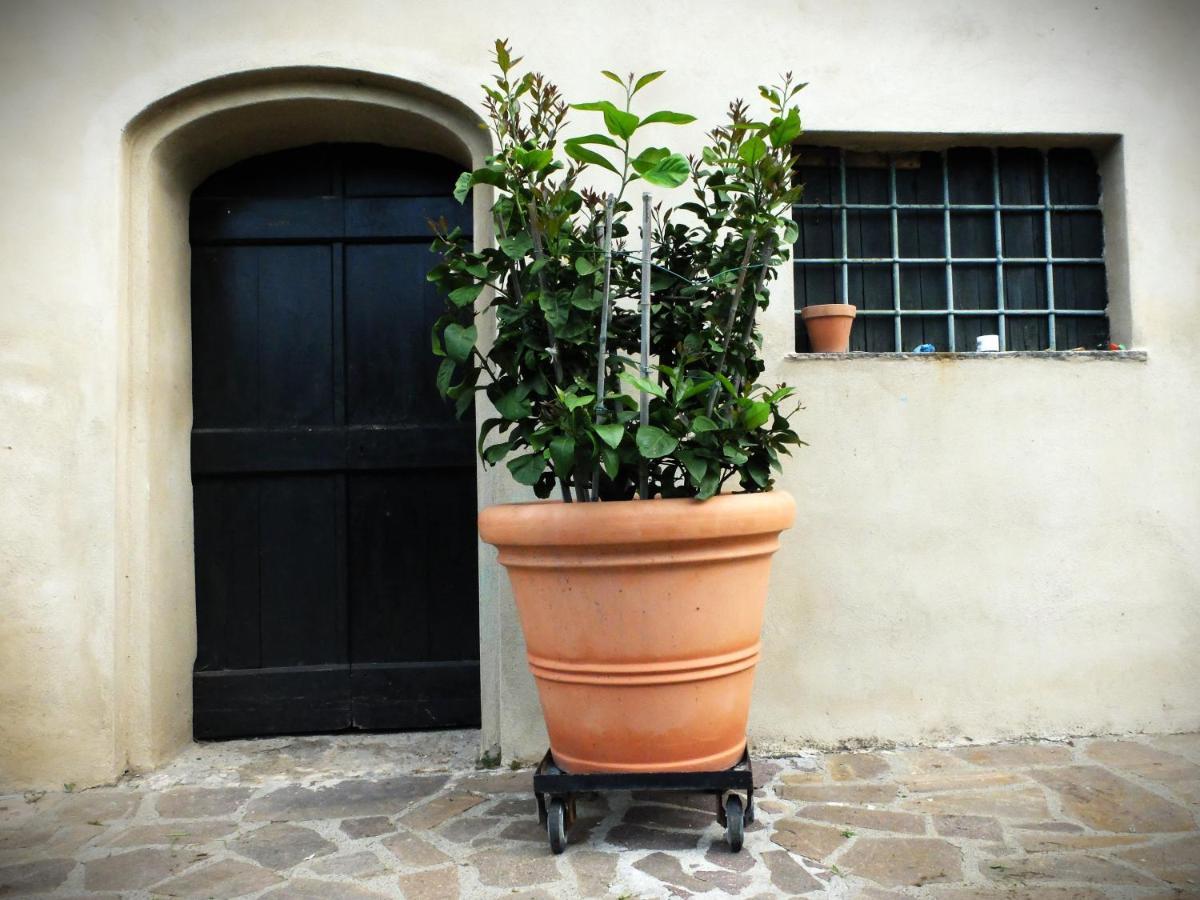 La Cheta Villa Monsagrati Buitenkant foto